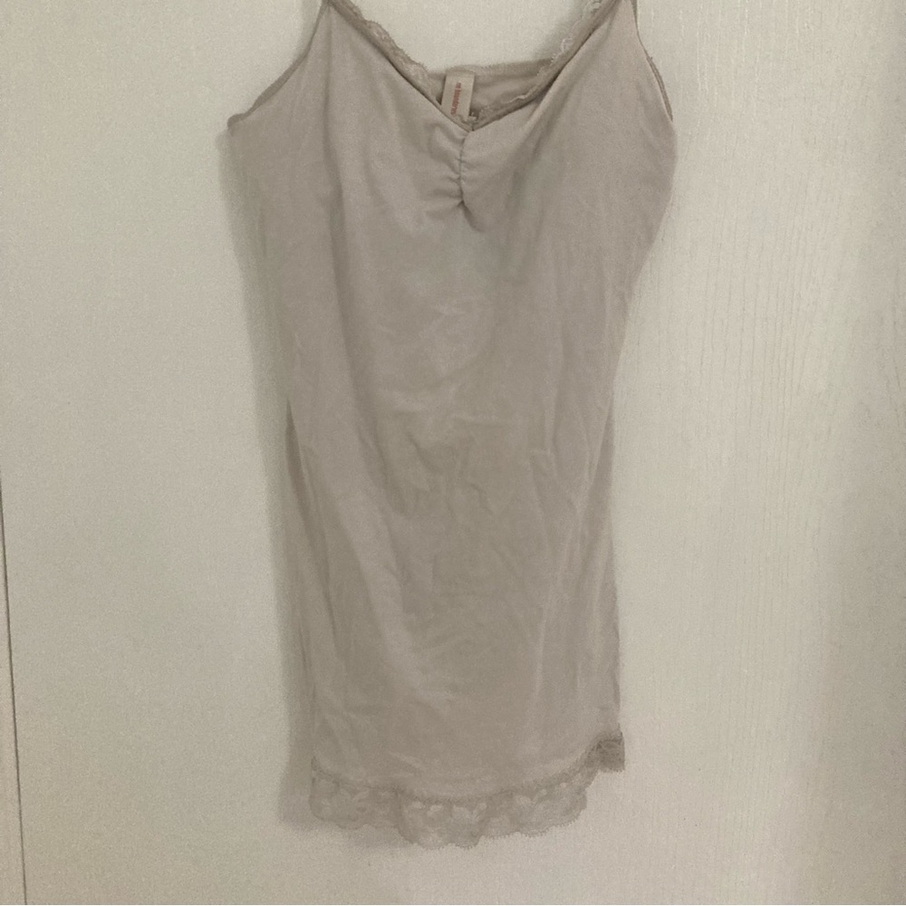 lace trim white tank top, thrifted, paded, white tank, flora lace